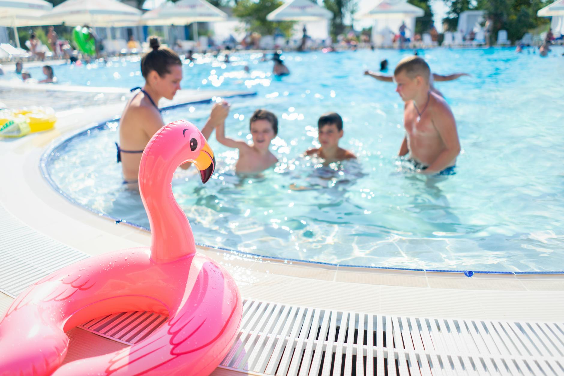 Outdoor thermal bath pool in Budapest, family-friendly option for Budapest with kids