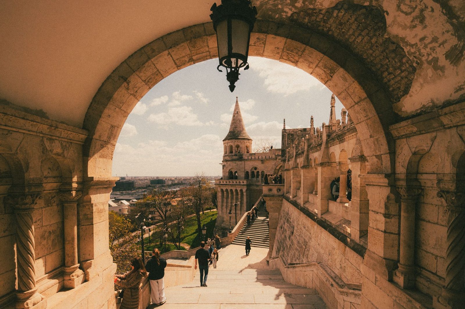 A hidden passage, a classic Budapest hidden gem