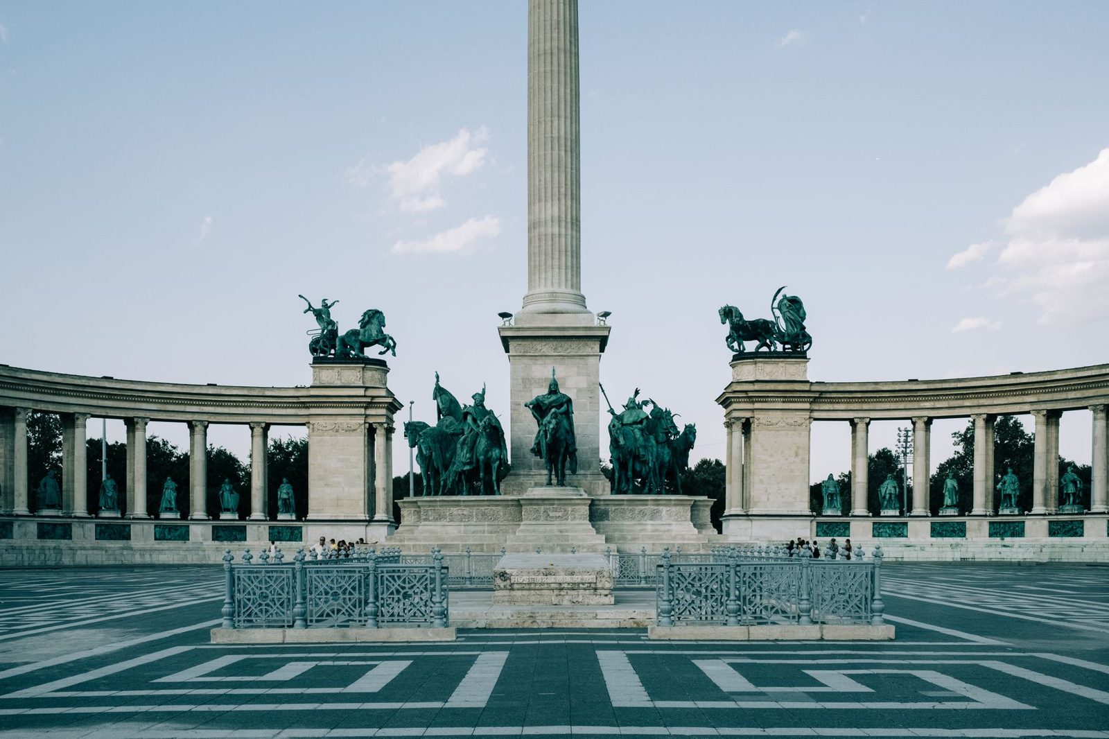 Heroes Square in Budapest, free to visit at any hour