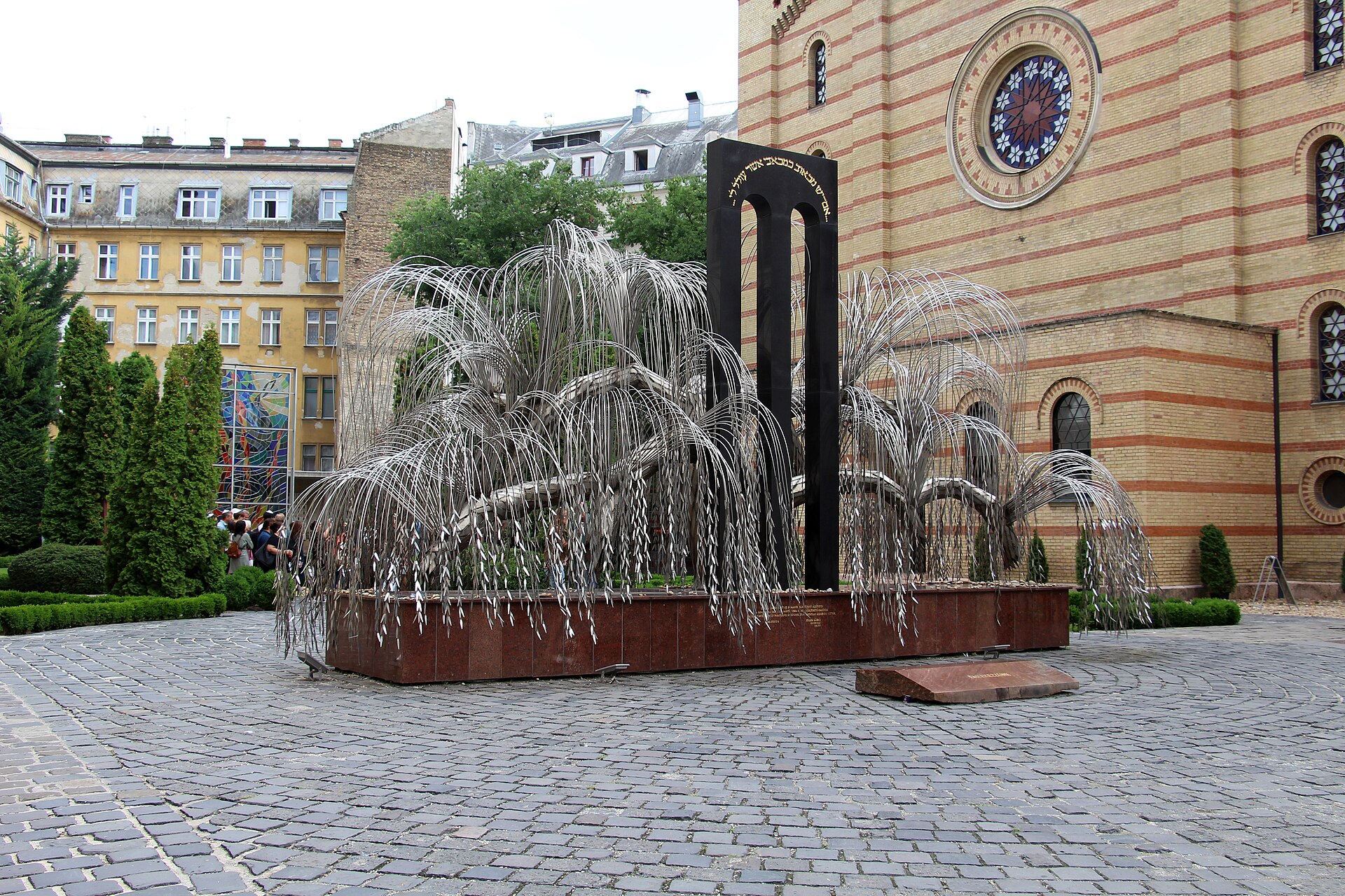 Imre Varga's stainless steel weeping willow memorial in the courtyard behind the Dohany Street Synagogue in Budapest